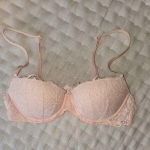 Victoria's Secret Pink Lace Underwire Bra Excellent Condition